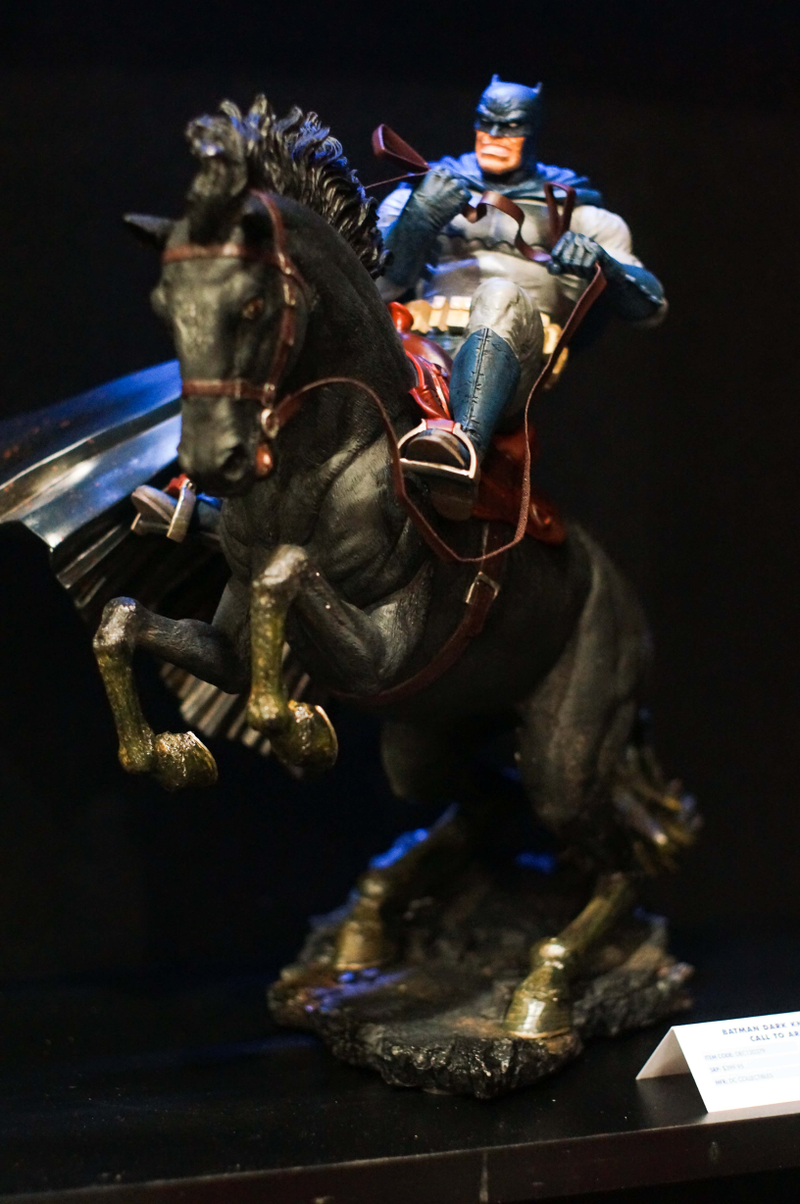 Illustration for article titled Robot George Washington, Dirty Schwarzeneggers and KHAAAAAAN: Toy Fair 2013, Day 2